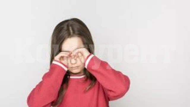 Деца са с изгаряния сред излагане на UV лампа в клас (ВИДЕО)