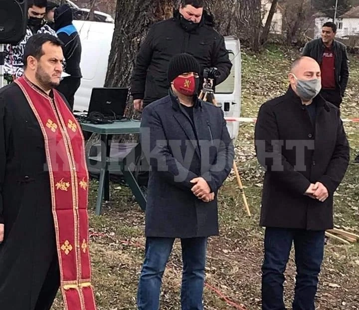 Богданов даде награда на мъжа, извадил разпятието в Криводол