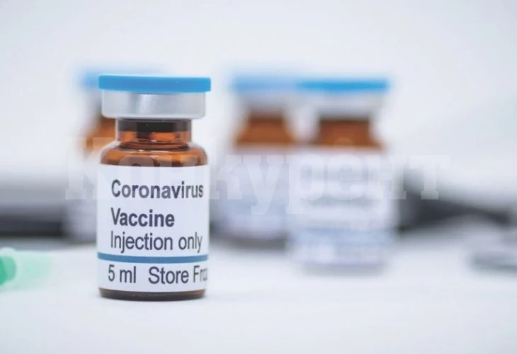 Фармацевт унищожил 500 дози ваксина срещу COVID-19, вярвал, че препаратите ще променят ДНК-то ни