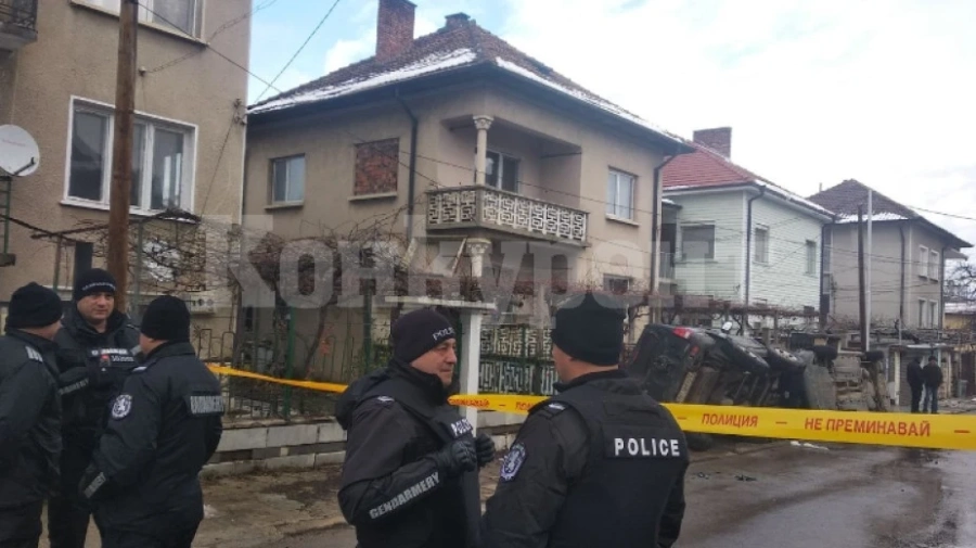 Петима са задържани за напрежението в Мездра