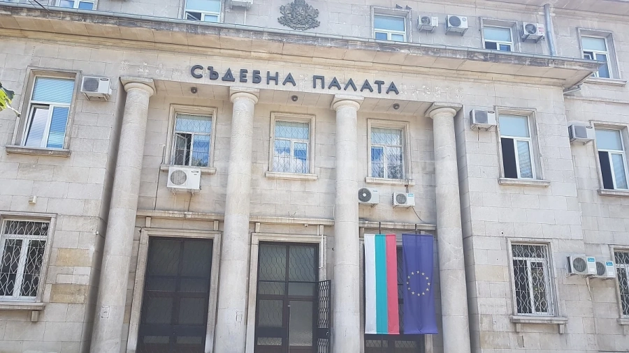 Съдът във Враца си търси призовкар