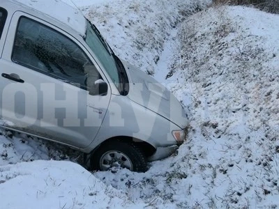 Три коли паднаха в дере