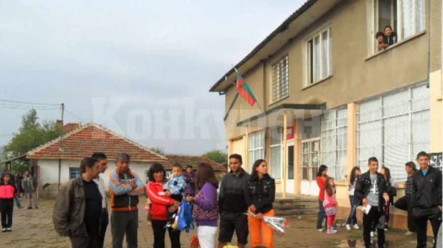 По-добри условия за живот искат в село Черни връх