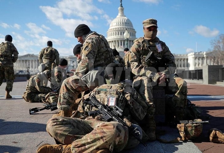 Стотици гвардейци са се заразили с К-19 след безредиците в Капитолия
