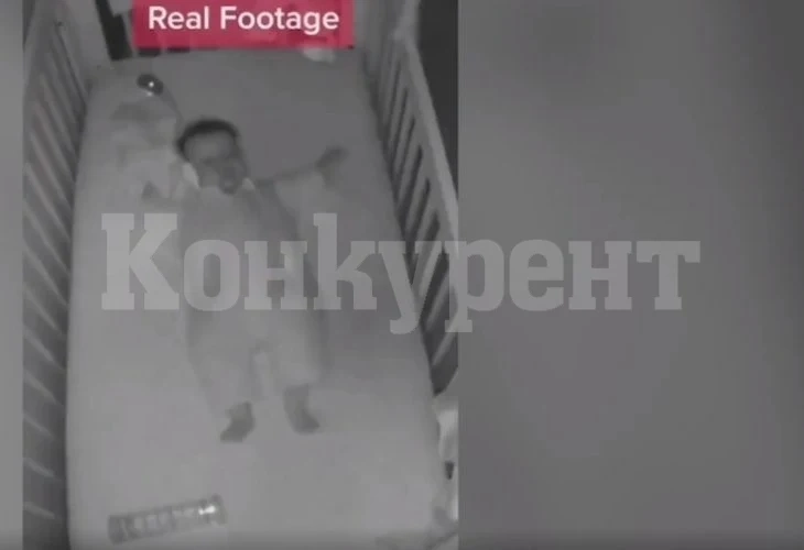 Ужасяващи кадри от бебефон показаха защо в креватчето до бебето не трябва да има нищо ВИДЕО