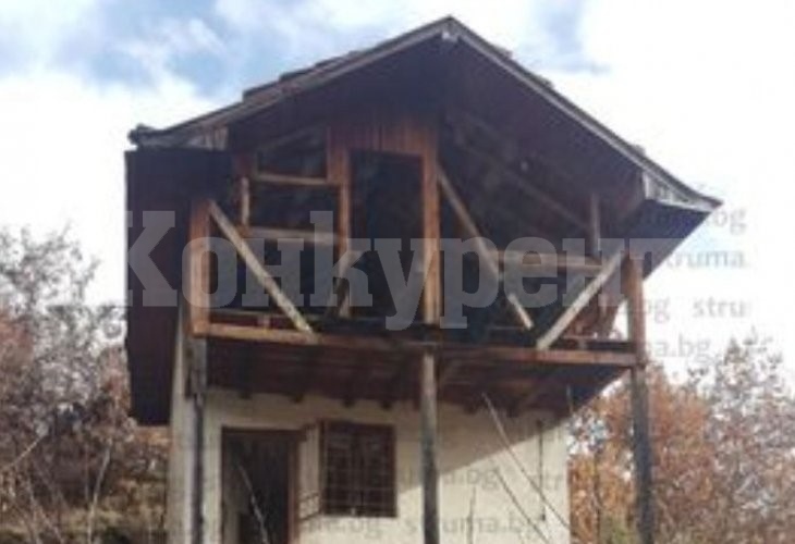 Семейство от Гърмен отиде на вилата си и онемя от видяното след ромско нашествие СНИМКИ