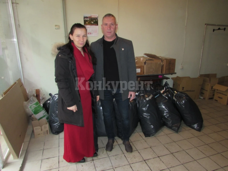 Топли дрехи за нуждаещите се деца на Белоградчик