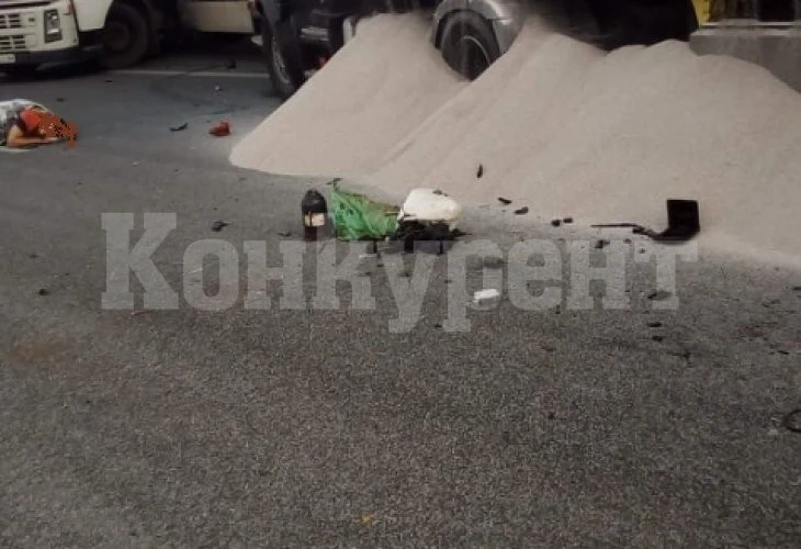 Извънредни новини за зверската катастрофа с българи до Солун СНИМКИ 18+