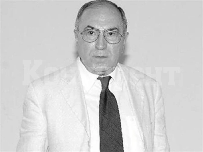 Почина поетът и юрист Асен Ошанов - авторът на „Детелини“
