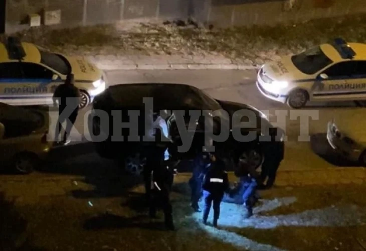 Зрелищен арест в кв. „Хаджи Димитър“ в София СНИМКИ