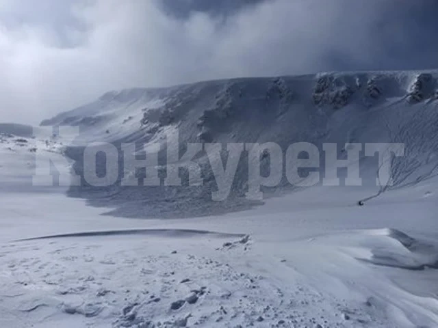 Огромна лавина в Рила