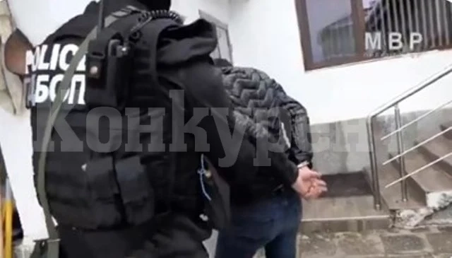 Неутрализираха престъпна група за фалшиви пари и лични документи (Видео)