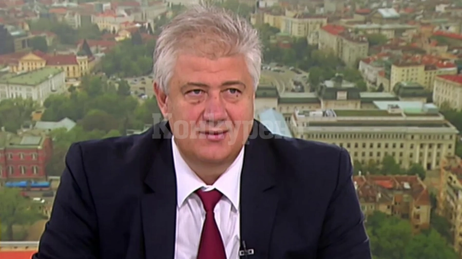 Проф. Асен Балтов: При 1500 заразени на ден, мерките се затягат отново