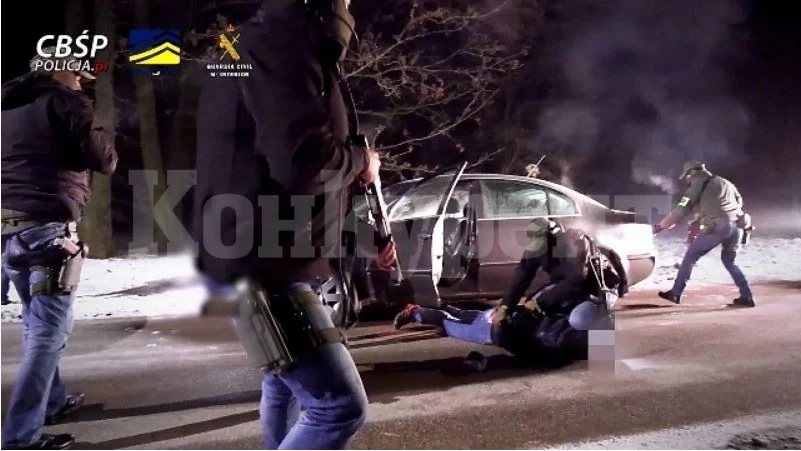 19 българи са задържани в Испания при разбиване на една от най-големите мрежи за трафик на канабис (СНИМКИ)