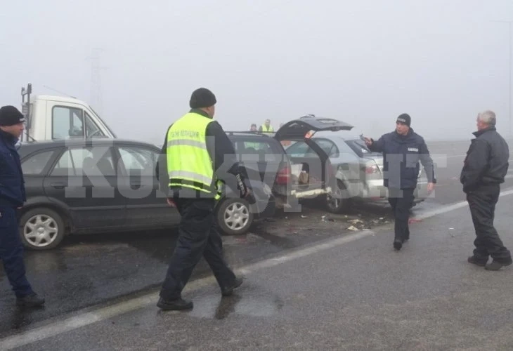 Полицията с последни новини за пострадалите при верижното меле на АМ „Струма“ СНИМКИ