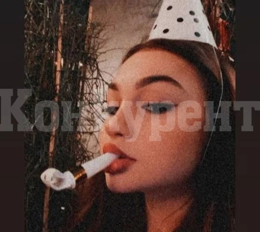 Детето-чудо порасна! Крисия подпали мрежата със СНИМКИ по бански