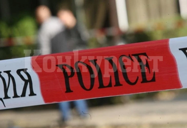 Извънредно! Откриха труп на мъж до автоморга в Пловдивско