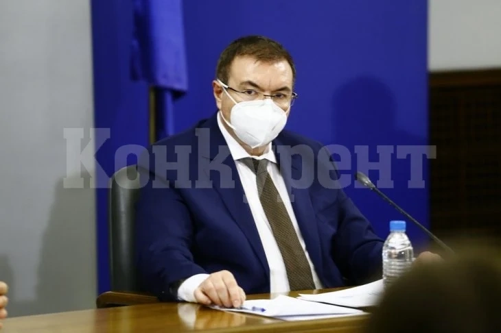 Министър Ангелов потвърди, че синът на президента Радев е бил задържан на шумен К-19 купон