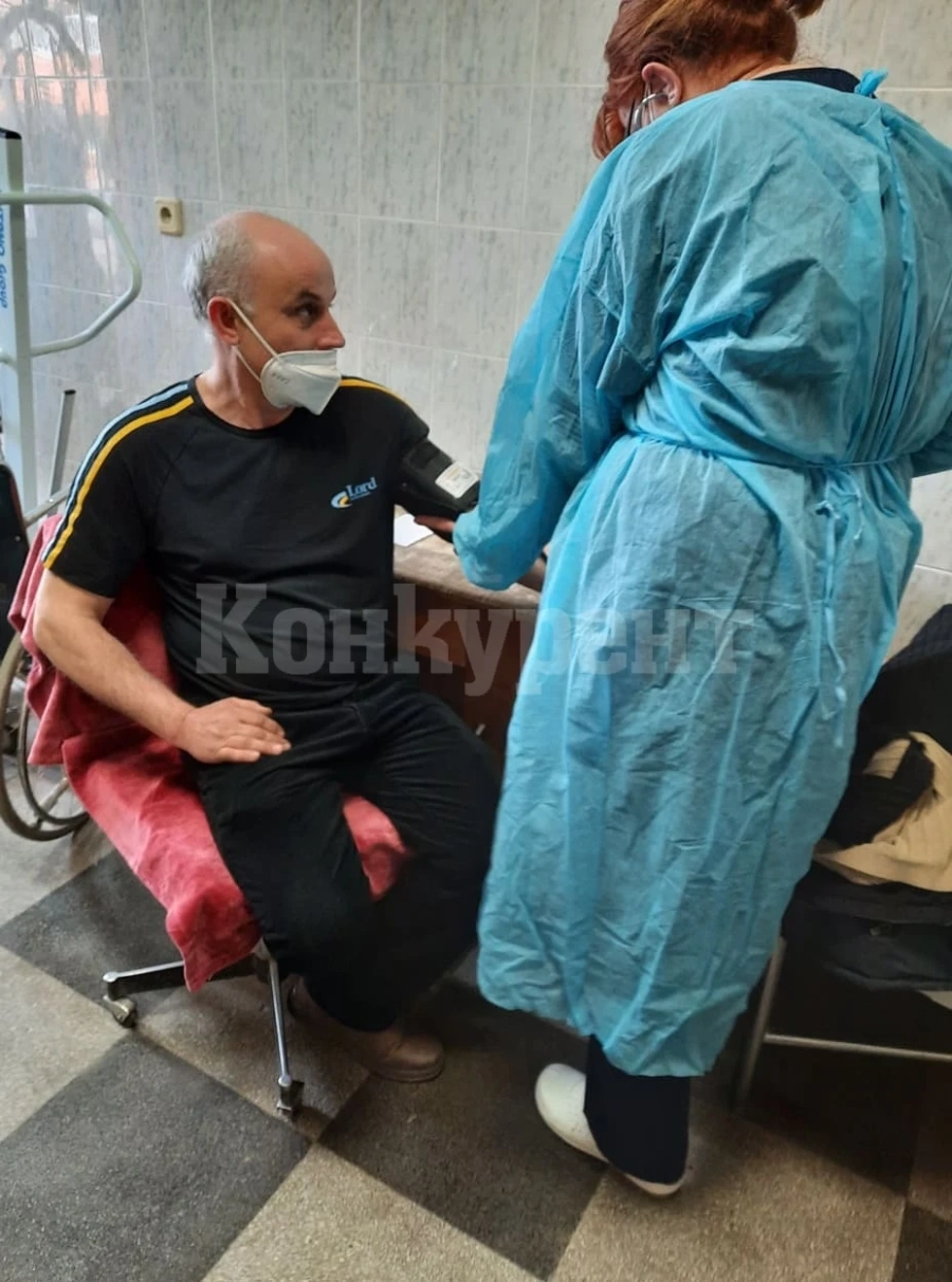 Започна ваксинирането на персонала от училищата в Бяла Слатина