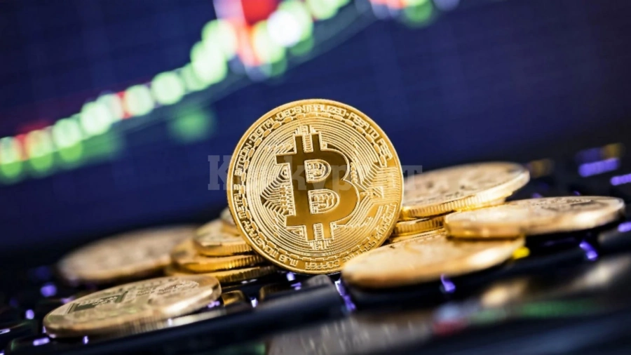 Биткойнът на косъм от $50 000