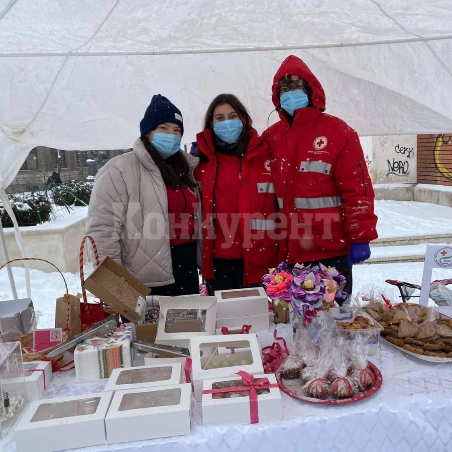 БЧК-Враца организира благотворителен базар СНИМКИ