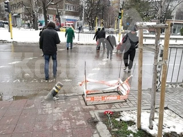 Павилионите до болница „Св. Иван Рилски“ - без документи и проекти