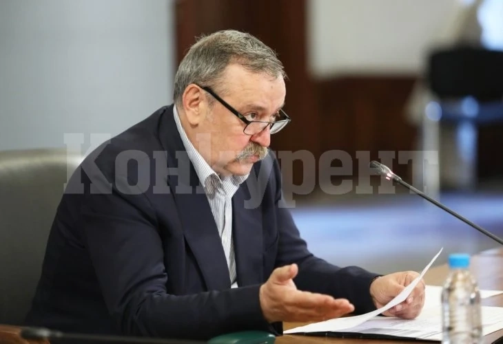 Проф. Кантарджиев огласи експлозия от COVID-19 в областен град