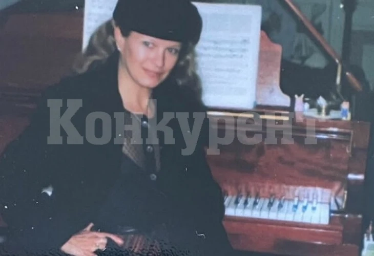Сензационно ВИДЕО: Мъж купи къщата на мъртва учителка и откри съкровища!