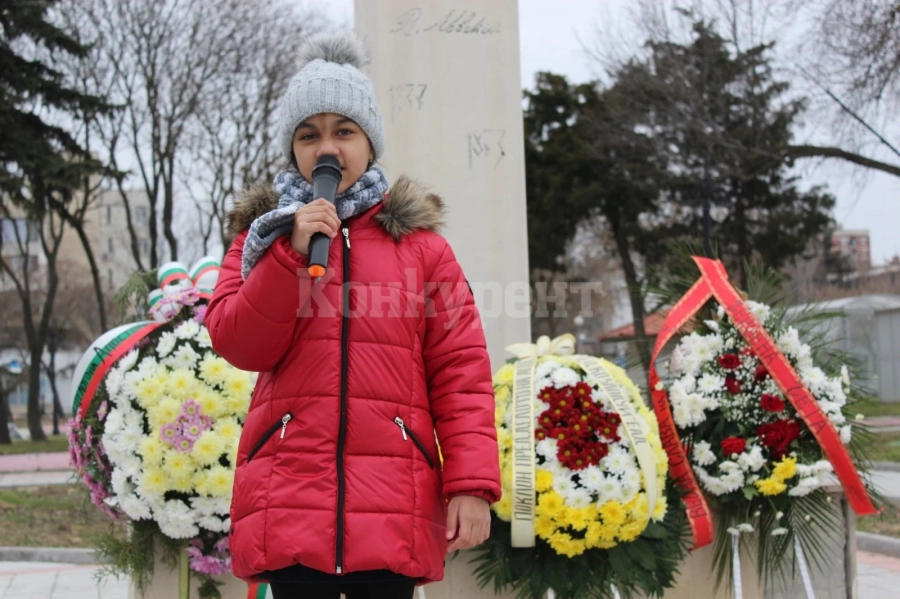 В Козлодуй се поклониха пред Апостола СНИМКИ