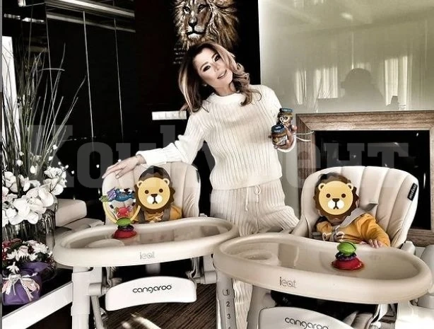 Плашат Ася Капчикова с живак