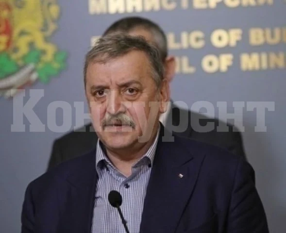 Проф. Кантарджиев: Преболедувалите може да се ваксинират само с една доза