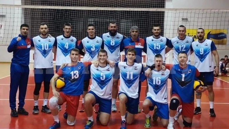 ВК Град бие без да блести