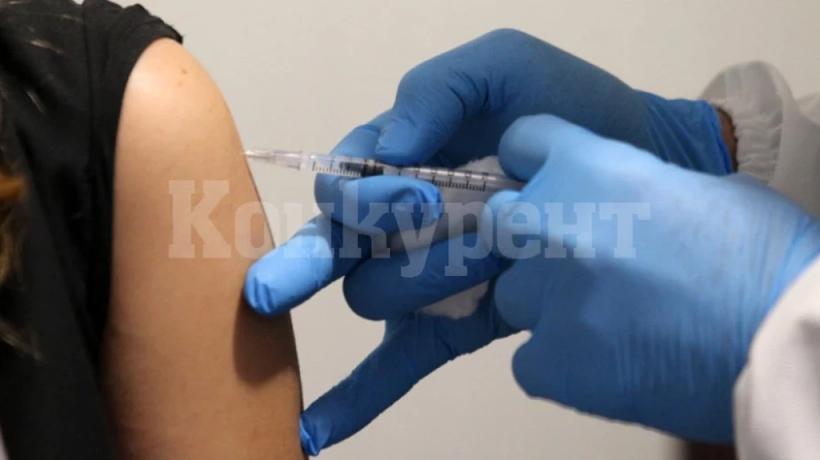 Личните лекари във Видин получиха ваксини срещу COVID-19