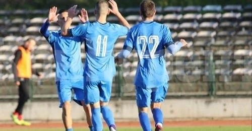Шестица за Левски Лом и 9 т. преднина на върха