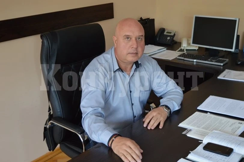 Кметът на Вършец с поздрав към дамите