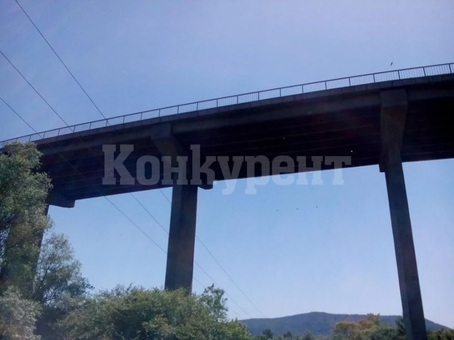 Доживотен затвор за бащата, който хвърли детето си от мост край Габрово