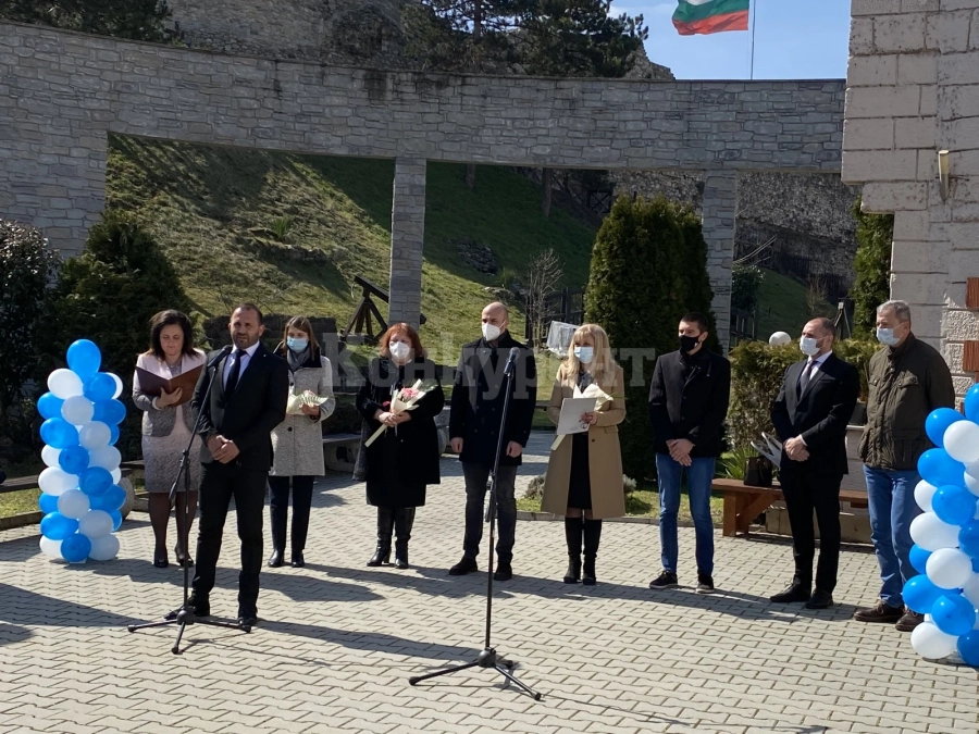 Петя Аврамова в Мездра: Само в програмата на ГЕРБ-СДС пътят Ботевград – Видин е приоритет