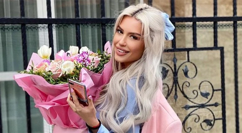 Тита се разхубави, изглежда по-секси отвсякога