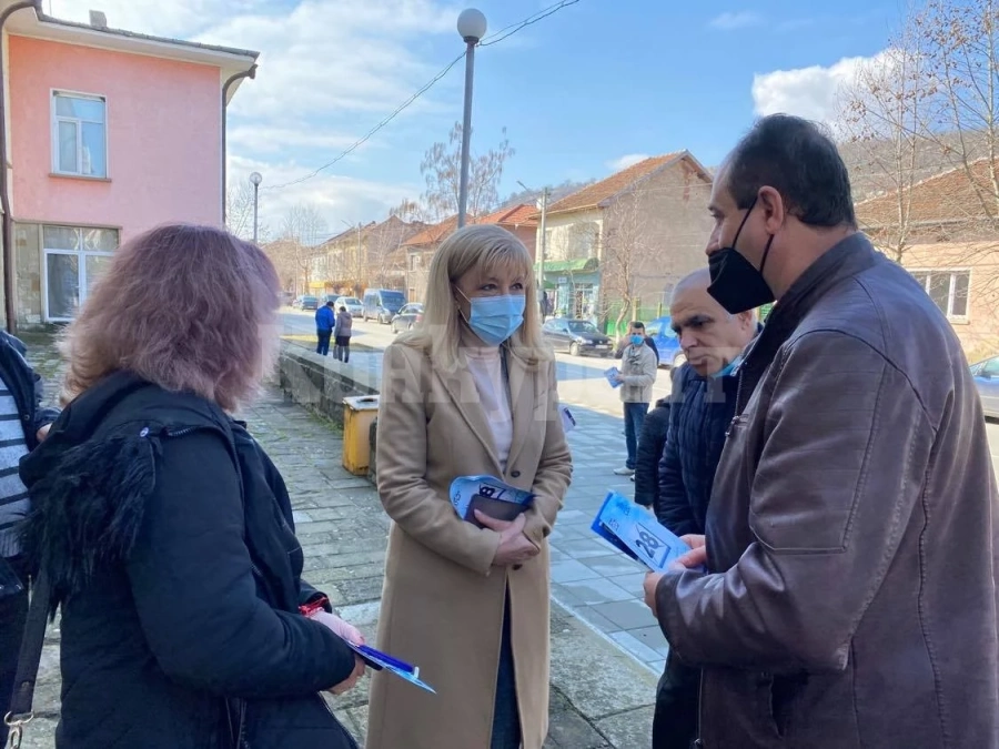 Петя Аврамова: Изпълних поетия към жителите на Роман ангажимент за пътя Мездра - Роман