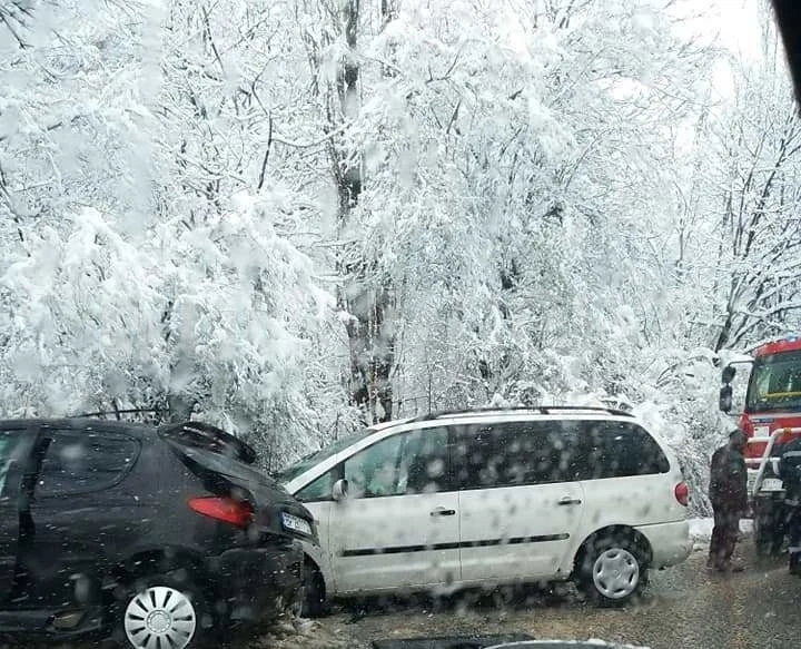 Тежка катастрофа блокира пътя Враца-Оряхово СНИМКИ