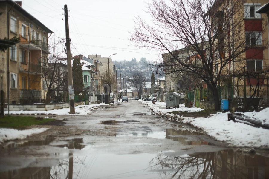 С над 3 млн. лв. реконструират водопроводната мрежа в Мездра