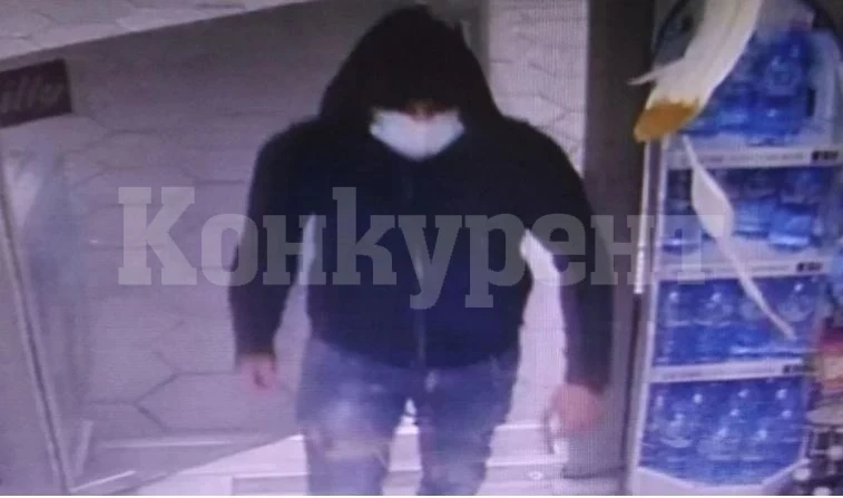 Крадец се възползва от К-19 мерките в Бургас, но му се стъжни
