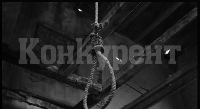 Охранител от столична банка се обеси в родното си село