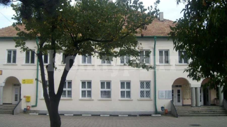Читалището в Долна Кремена продължава своята дейност