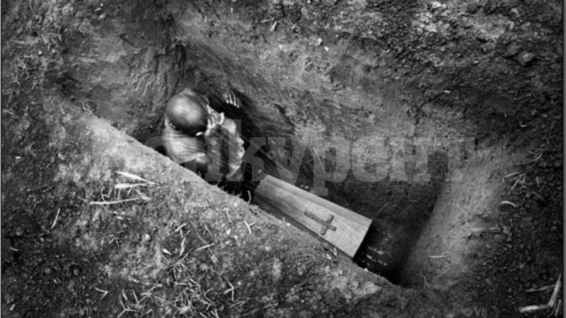 Защо погребват мъртвите на най-малко 2 метра под земята