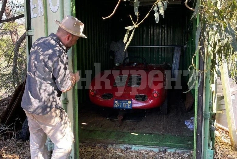Мъж отвори контейнер и ахна от находката за милиони вътре СНИМКИ