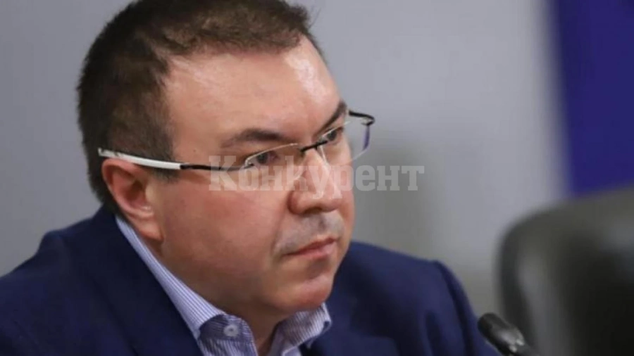 Здравният министър: Обсъждаме разхлабването и на други мерки