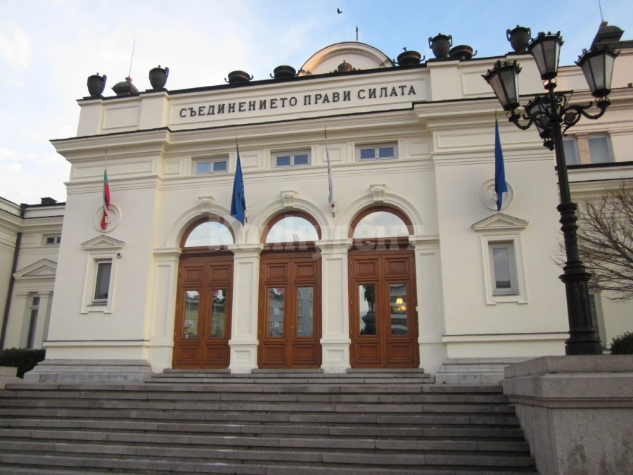 Двама от Северозапада са секретари на парламентарните си групи, а Цонев е заместник-председател
