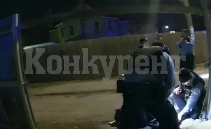 Шокиращо ВИДЕО 18+ показва последните мигове на застреляно 13-г момче в Чикаго