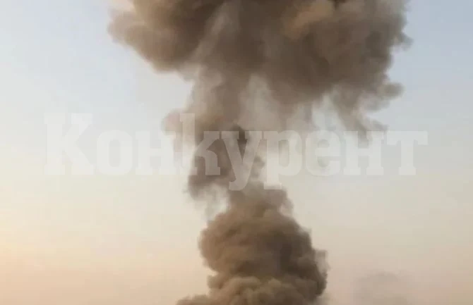 Пак обстреляха американска база в Багдад
